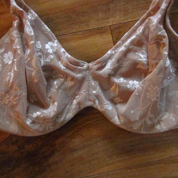 SOMA Beige lace EMMA Minimizer Underwire Bra Size 40DDD - Picture 2 of 6